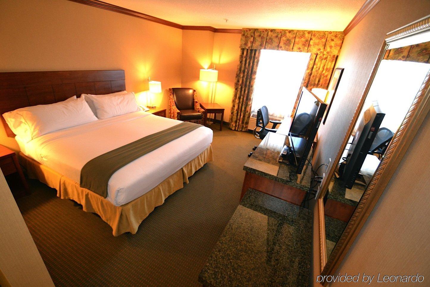 Express & Portland-northwest Downtown By Ihg Hotel